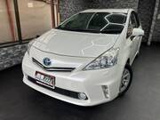 2013 TOYOTA PRIUS ALPHA G