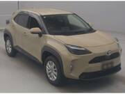 2022 TOYOTA YARIS CROSS