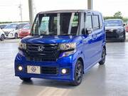 2017 HONDA N-BOX CUSTOM