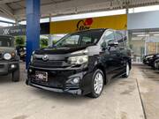 2010 TOYOTA VOXY