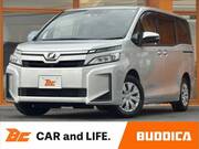 2018 TOYOTA VOXY