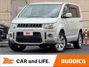 2010 MITSUBISHI DELICA D5