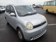 2005 TOYOTA SIENTA G