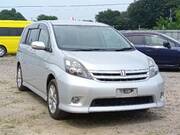 2010 TOYOTA ISIS PLATANA