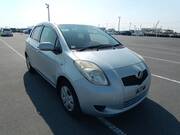 2007 TOYOTA VITZ F