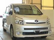 2008 TOYOTA VOXY Z