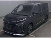 2022 TOYOTA VOXY