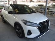 2020 NISSAN KICKS