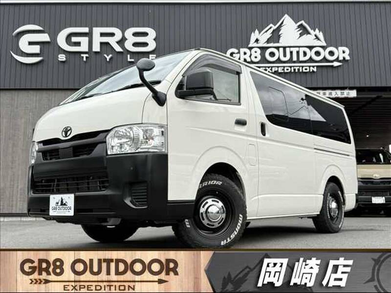 -HIACE VAN