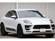 2016 PORSCHE MACAN