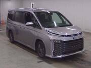 2022 TOYOTA VOXY