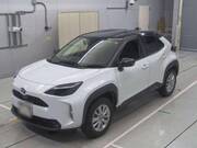 2022 TOYOTA YARIS CROSS