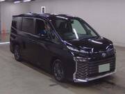 2023 TOYOTA VOXY