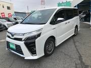 2018 TOYOTA VOXY