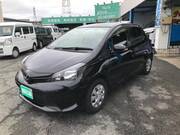 2014 TOYOTA VITZ F