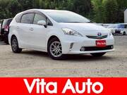 2014 TOYOTA PRIUS ALPHA