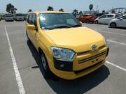 2017 TOYOTA SUCCEED VAN