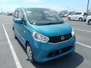 2015 NISSAN DAYZ