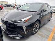 2019 TOYOTA PRIUS