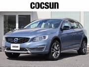 2017 VOLVO V60