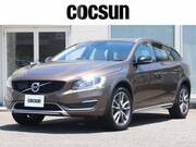 2017 VOLVO V60