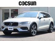 2020 VOLVO V60