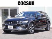 2021 VOLVO V60