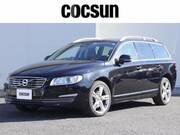 2015 VOLVO V70