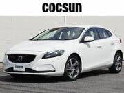 2016 VOLVO V40