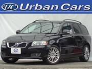 2011 VOLVO V50