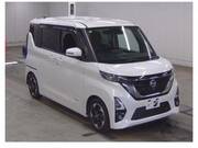 2020 NISSAN ROOX