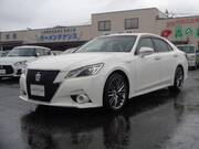 2013 TOYOTA CROWN HYBRID