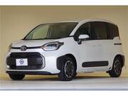 2025 TOYOTA SIENTA