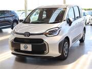 2025 TOYOTA SIENTA