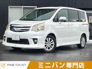 2012 TOYOTA NOAH