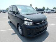 2012 TOYOTA VOXY X
