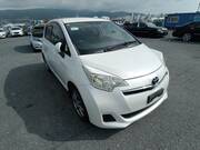 2012 TOYOTA RACTIS G