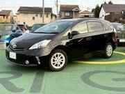 2013 TOYOTA PRIUS ALPHA G