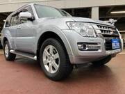 2017 MITSUBISHI PAJERO