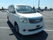 2012 TOYOTA NOAH X SMART EDITION