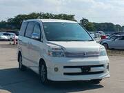 2005 TOYOTA VOXY Z KIRAMEKI