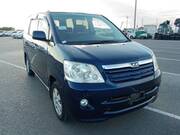 2002 TOYOTA NOAH L
