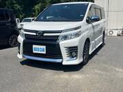 2014 TOYOTA VOXY