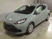 2021 TOYOTA AQUA