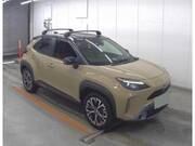 2022 TOYOTA YARIS CROSS