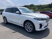 2021 BMW X7