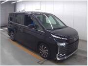2022 TOYOTA VOXY