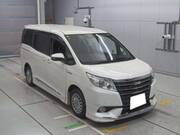 2014 TOYOTA NOAH