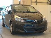 2013 TOYOTA VITZ F CIEL