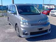 2013 TOYOTA VOXY